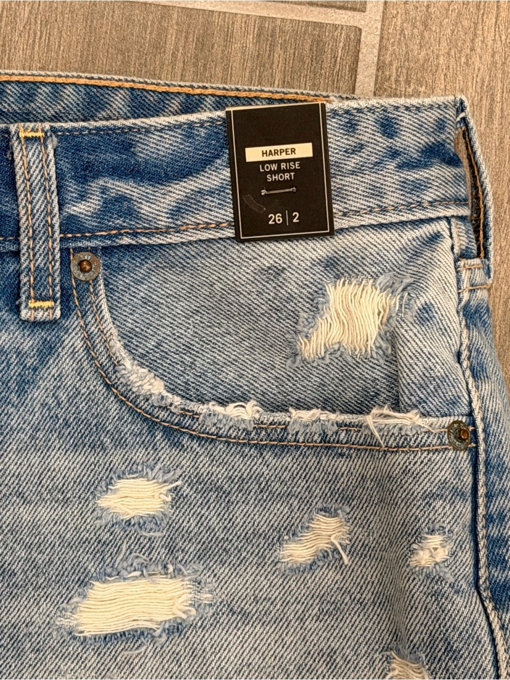 NWT Abercrombie and Fitch Denim Shorts 2/26 - Picture 2 of 4